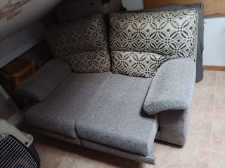 Sofá cama beige y gris