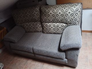 Sofá cama beige y gris