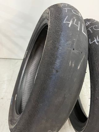 Neumáticos Pirelli SSP300