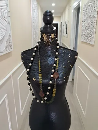 Collares y anillo mujer