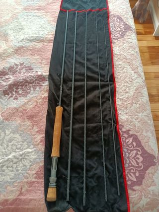 Caña de pescar 10'8 3/4 WT marca Flyfish'ING