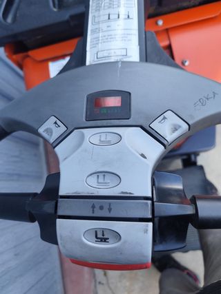 Apilador eléctrico elevación inicial