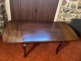 Mesa comedor extensible y 8 sillas