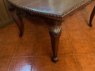 Mesa comedor extensible y 8 sillas