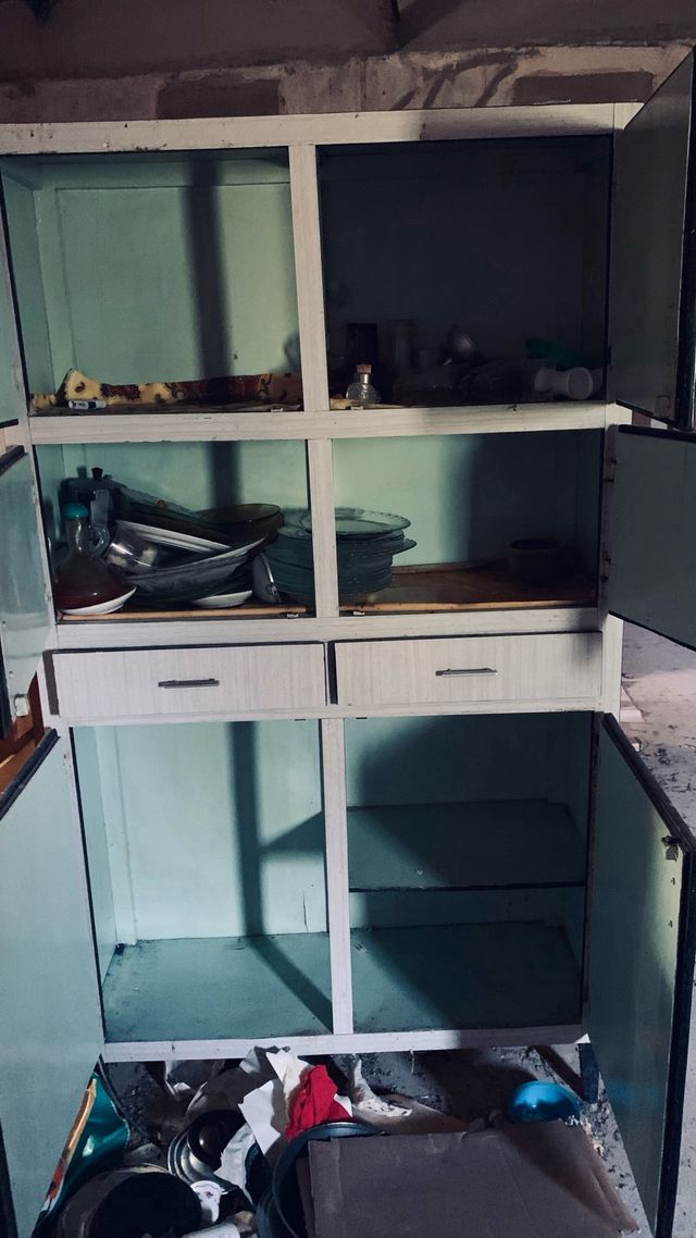 Armadio da cucina vintage in metallo beige