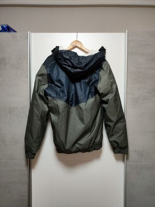 Chaqueta Quechua térmica a estrenar