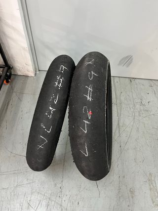 Neumáticos Pirelli SSP300