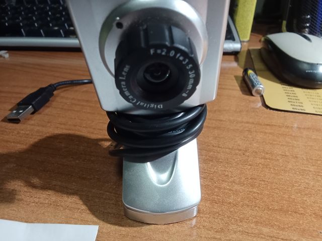 Webcam con caja, drivers y manual