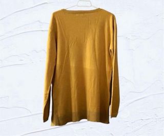 Talla M. Jersey mostaza Corazón. 