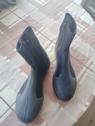 Botas de buceo Mares talla 40