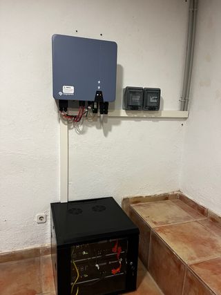 INSTALACION FOTOVOLTAICA
PANELES SOLARES 