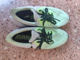 Zapatillas Nike Running Verdes y Blancas