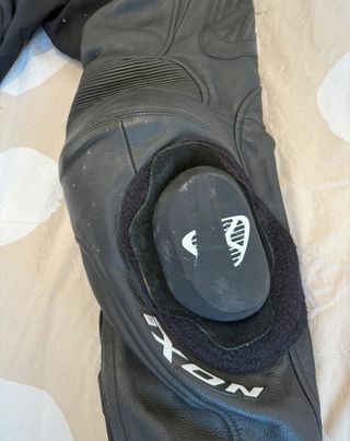 Mono de moto Ixon talla L.