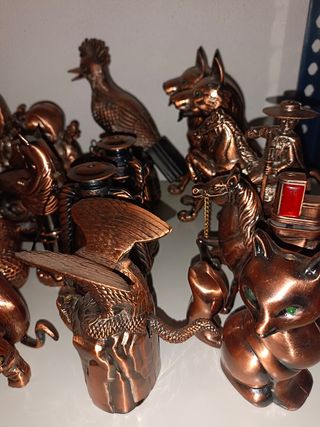 Lote figuras metálicas mecheros