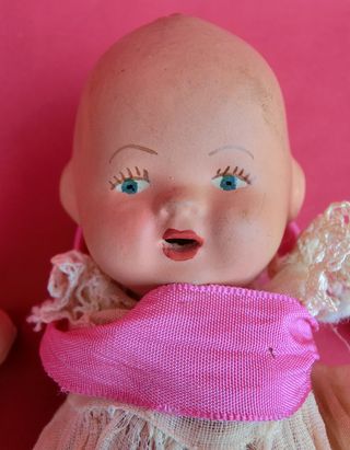 CASA DELLE BAMBOLE D'EPOCA, GIOCATTOLI, MOBILI, VESTITI