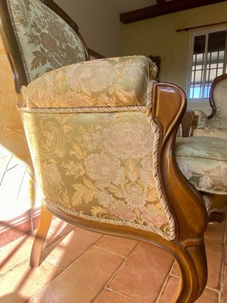 Sofá y 2 sillones clásicos vintage