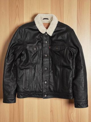 Cazadora Levi's de cuero genuino borrego talla M