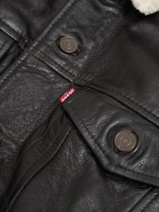 Cazadora Levi's de cuero genuino borrego talla M