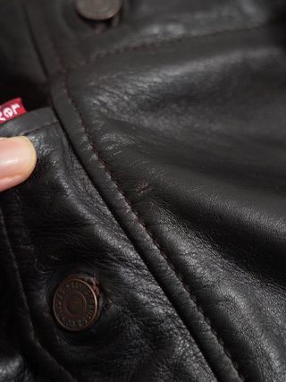 Cazadora Levi's de cuero genuino borrego talla M