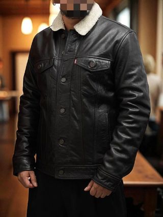 Cazadora Levi's de cuero genuino borrego talla M