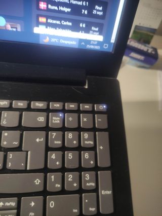 Ordenador portátil Lenovo negro