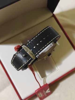 Reloj Negro y Plateado Viceroy nuevo de cuarzo