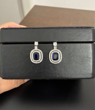 Pendientes de mujer con zafiro y diamantes
