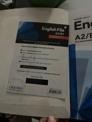 English File A2/b1 Student's Book And Workbook ...