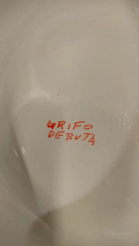 Portaburro ceramica Grifo Deruta fiori rossi