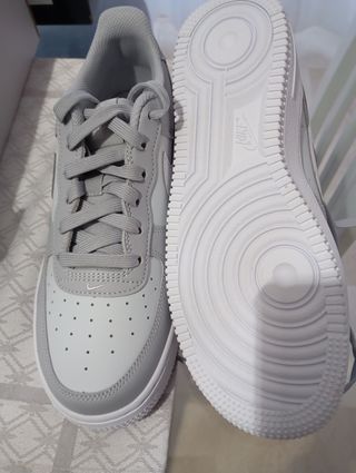 Nike Air Force 1 Mujer Gris/Blanco