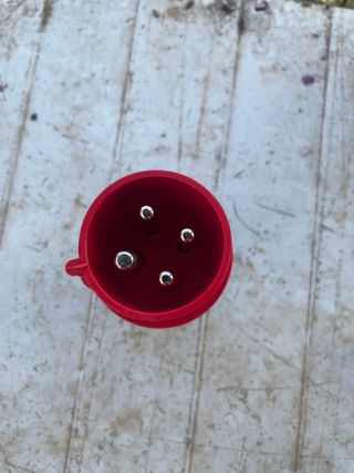 Conector Industrial Famatel 13302 32A 6h IP44/54