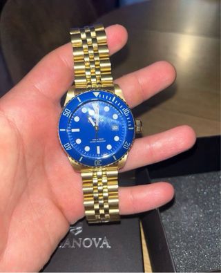 Reloj Bulova Dorado y Azul