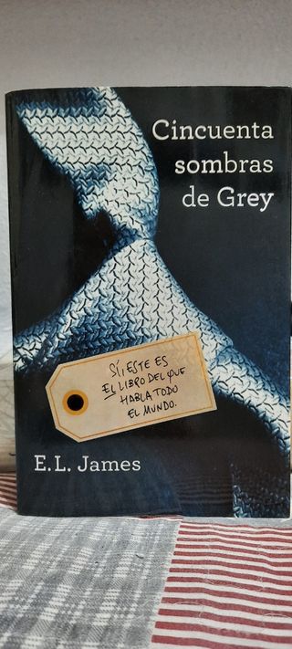 CINCUENTA SOMBRAS DE GREY