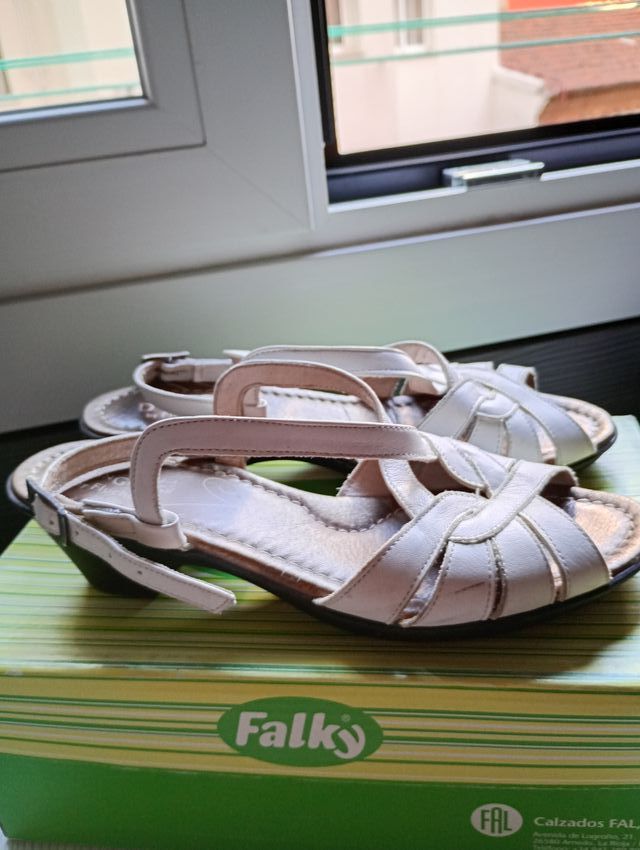 Sandalias de piel blancas mujer Fluchos