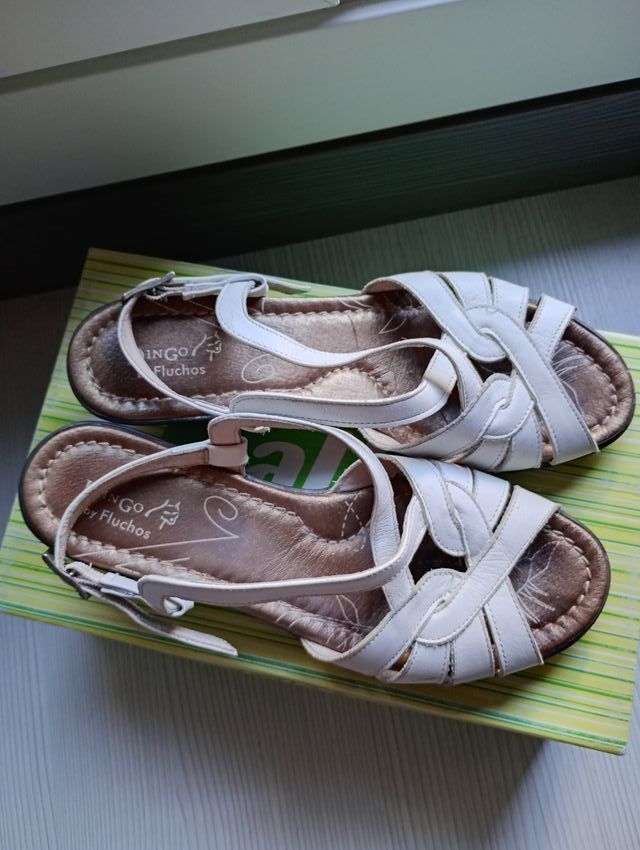Sandalias de piel blancas mujer Fluchos