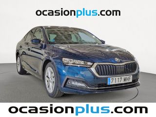 Skoda Octavia 1.5 TSI m-HEV Selection DSG 110 kW (150 CV)
