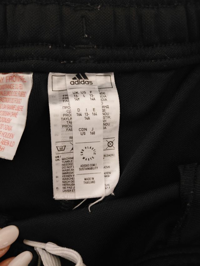 Pantalón deportivo Adidas negro