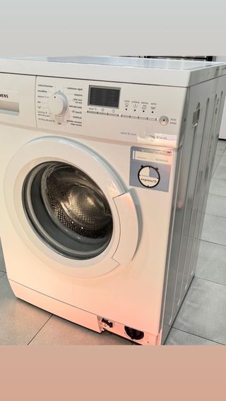 LAVADORA DE CARGA FRONTAL MARCA SIMENS DE 7 KILOS 