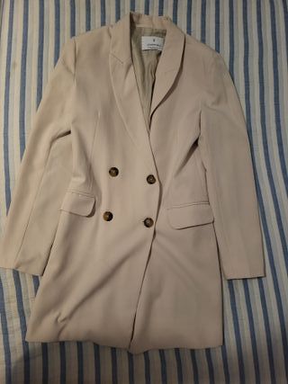 Chaqueta americana Stradivarius beige Talla M