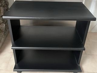 Mueble TV o estantería negra
