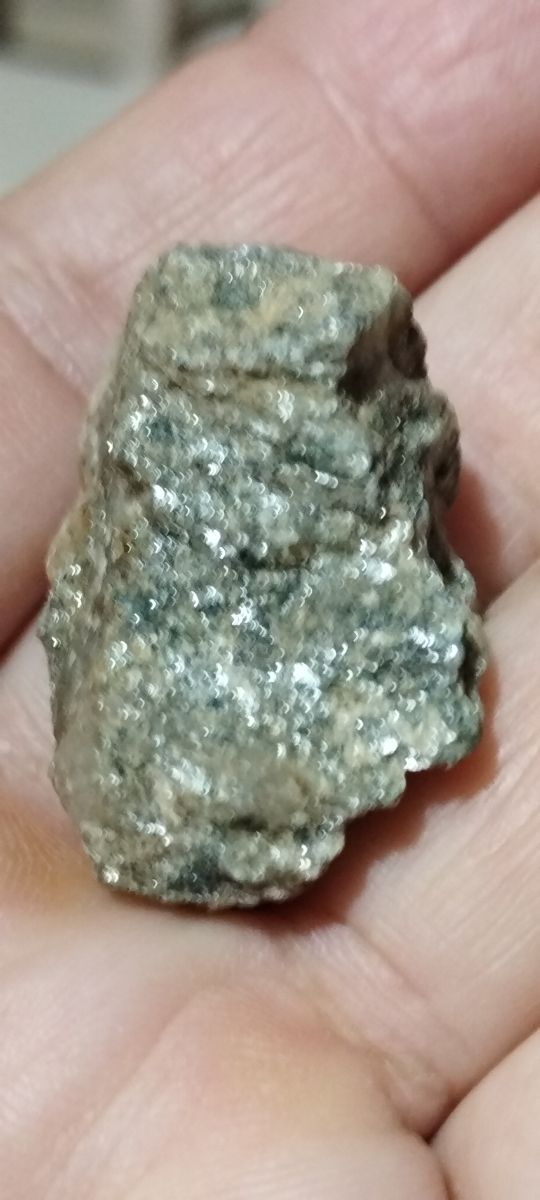 Mica mineral natural