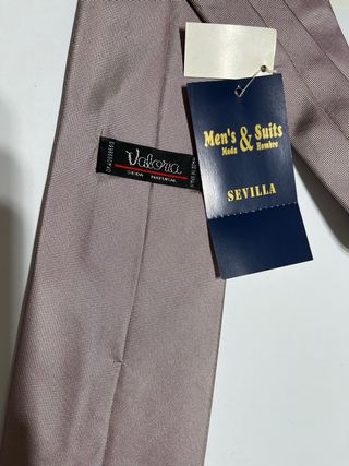 Corbata de Seda hecha en España