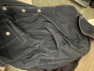 Chaqueta vaquera con botones