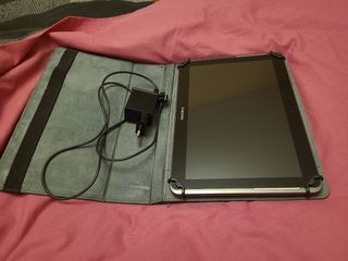 Tablet Samsung Gris y Negra