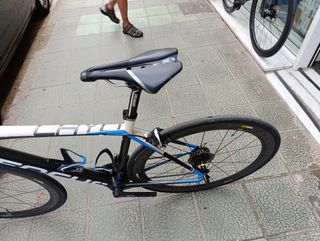 Bicicleta Focus Cayo Carbono T52