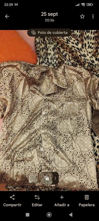 Camiseta sedosa japonesa unisex talla única