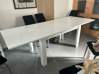 Mesa extensible