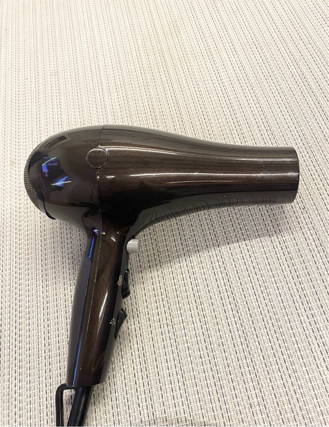Secador de pelo negro 2200w