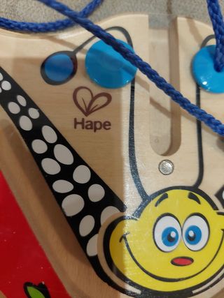 Juguete Hape Mariposa Laberinto Cuentas