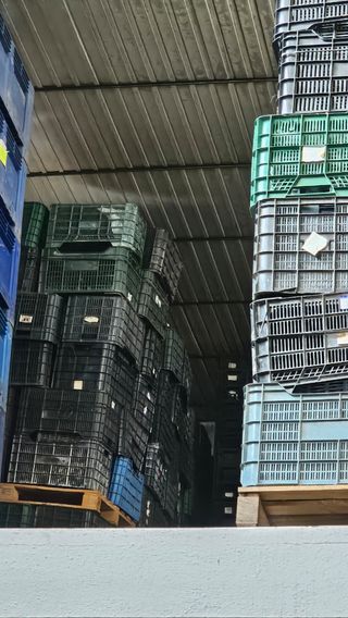 Cajas de plástico apilables